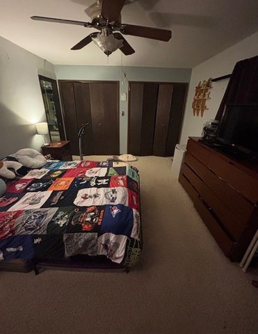 48 S COUNTRY SQUIRE Road, Palos Heights, IL 60463