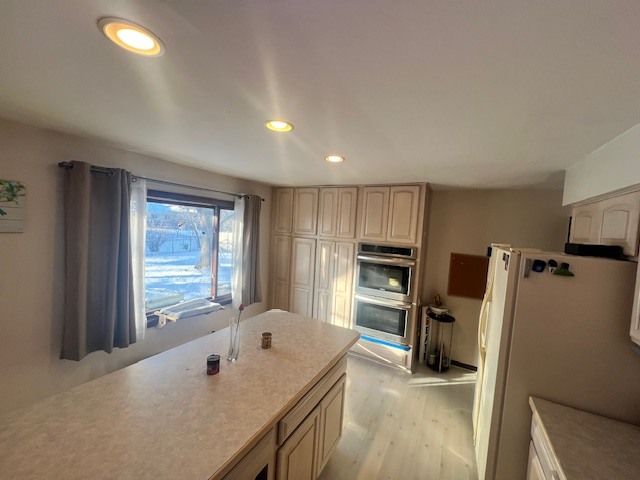 48 S COUNTRY SQUIRE Road, Palos Heights, IL 60463