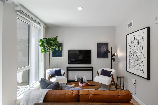 260 Brooklyn Basin Way 464, Oakland, CA 94606