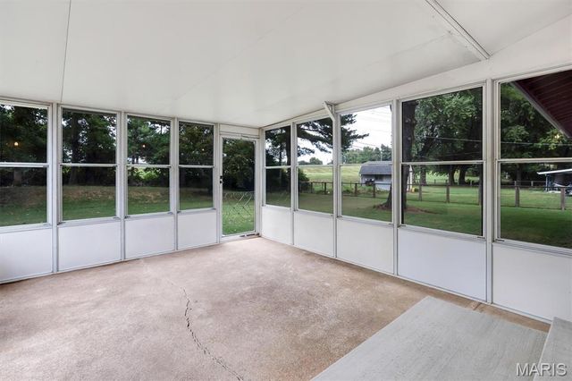 110 Paula Drive, St Charles, MO 63301