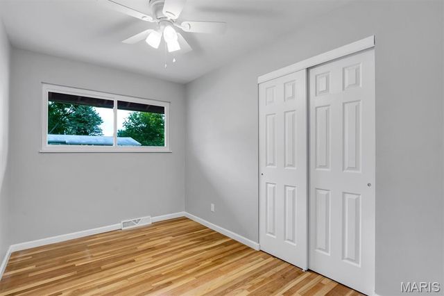 110 Paula Drive, St Charles, MO 63301