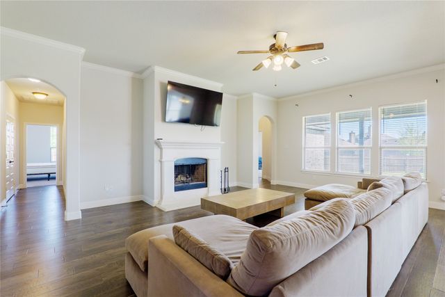 1616 Granite Way, Waxahachie, TX 75165