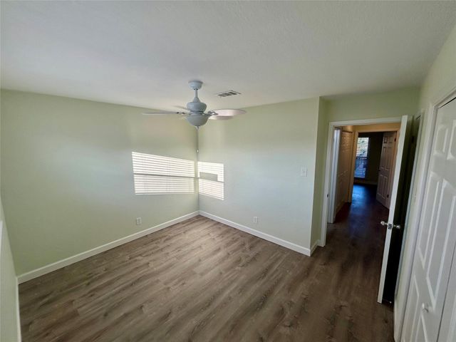 794 Marlin Street, Bayou Vista, TX 77563