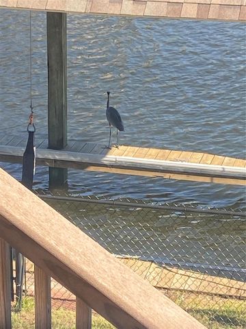 794 Marlin Street, Bayou Vista, TX 77563