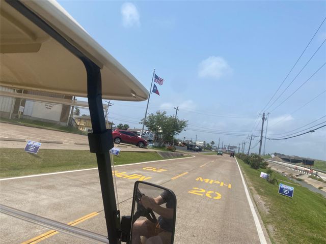 794 Marlin Street, Bayou Vista, TX 77563