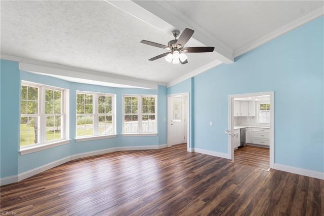 9632 Rowes Point RD, Hayes, VA 23072