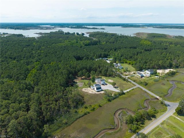 9632 Rowes Point RD, Hayes, VA 23072