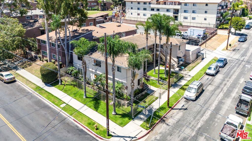 Image 3 of property listing at 26103 Belle Porte Avenue, Harbor City, CA 90710