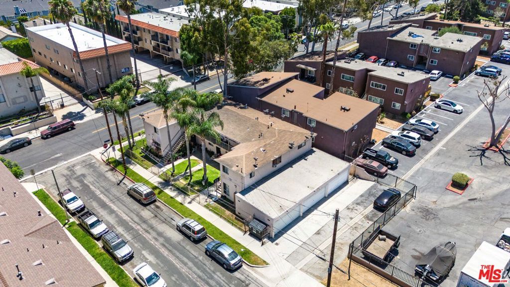 Image 6 of property listing at 26103 Belle Porte Avenue, Harbor City, CA 90710