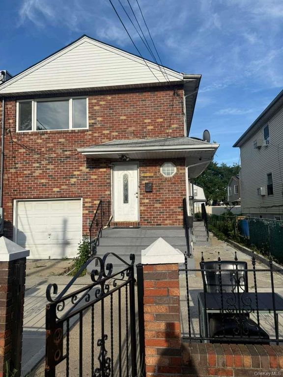 137-31 167 Street, Jamaica, NY 11434 — photo 2