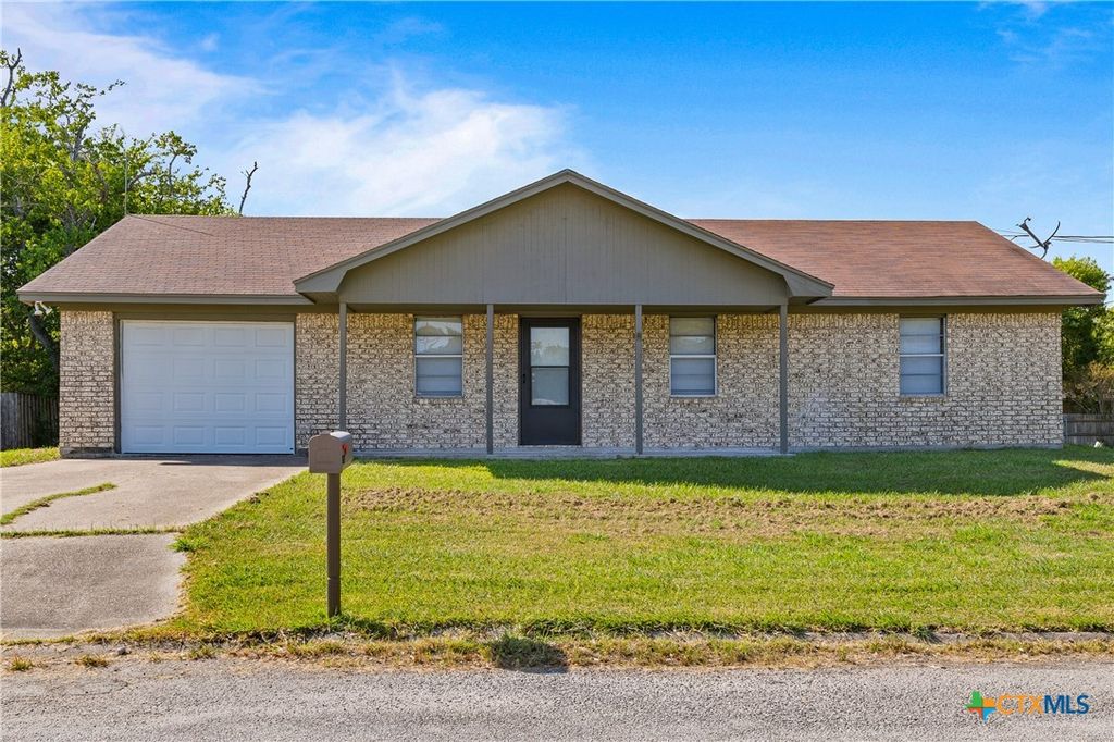 Image 1 of property listing at 710 Courtney Street, Edna, TX 77957