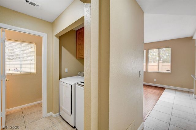 1612 Country Hollow Drive, Las Vegas, NV 89117