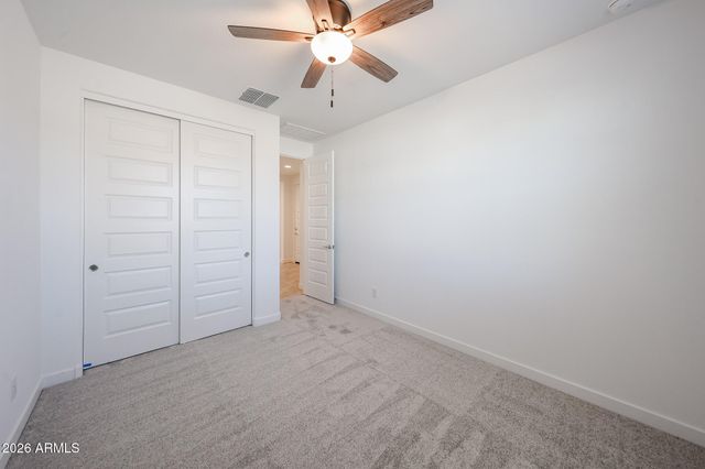 17363 W GRAY FOX Trail, Surprise, AZ 85387