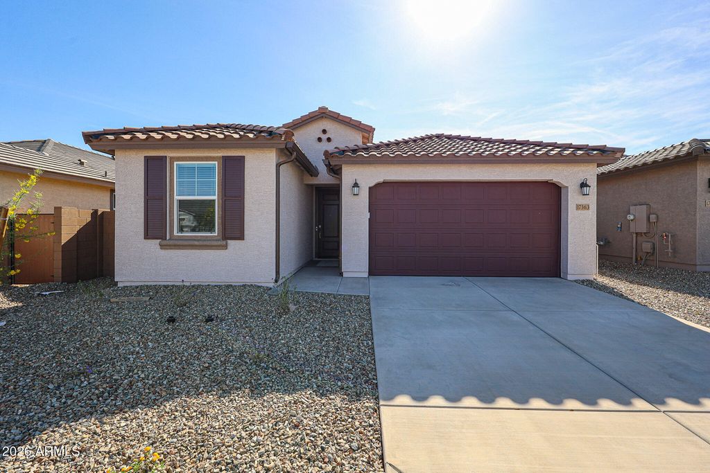 17363 W GRAY FOX Trail, Surprise, AZ 85387