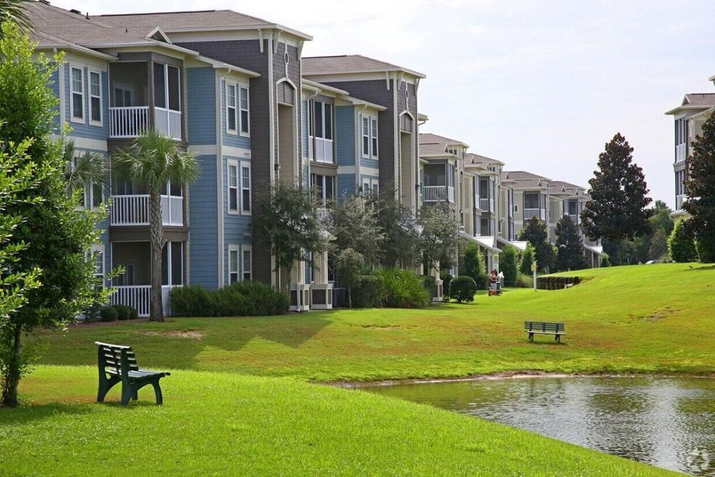 Image 12 of property listing at 5500 N Military Trail, Boca Raton, FL 33496