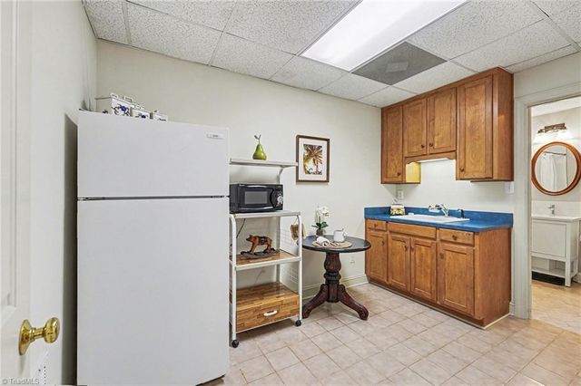 300 Somerset Drive, Reidsville, NC 27320