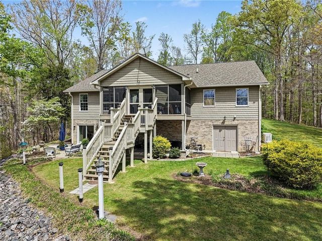 300 Somerset Drive, Reidsville, NC 27320