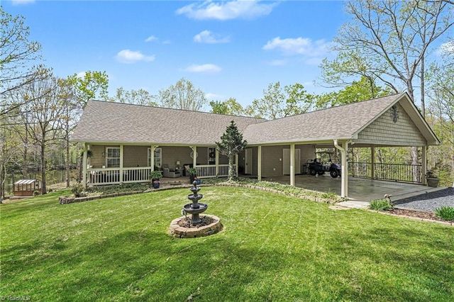 300 Somerset Drive, Reidsville, NC 27320
