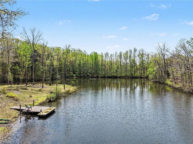 300 Somerset Drive, Reidsville, NC 27320
