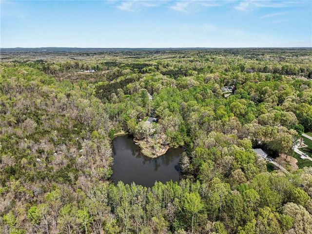 300 Somerset Drive, Reidsville, NC 27320