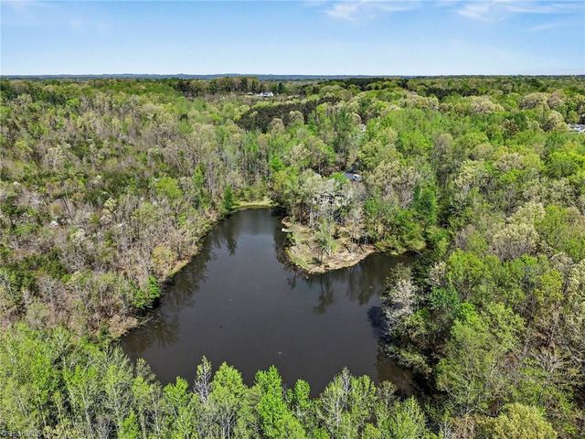 300 Somerset Drive, Reidsville, NC 27320