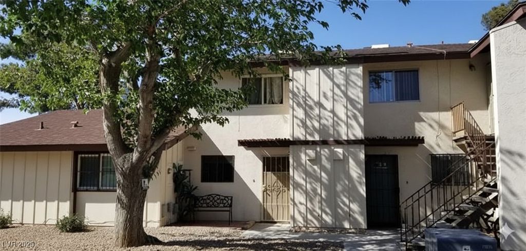 2373 Cardiff Lane B, Las Vegas, NV 89108