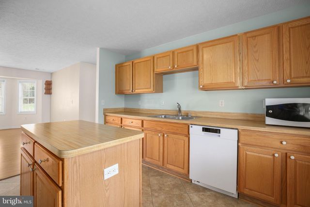 14671 DEEPWOOD LN, Nokesville, VA 20181