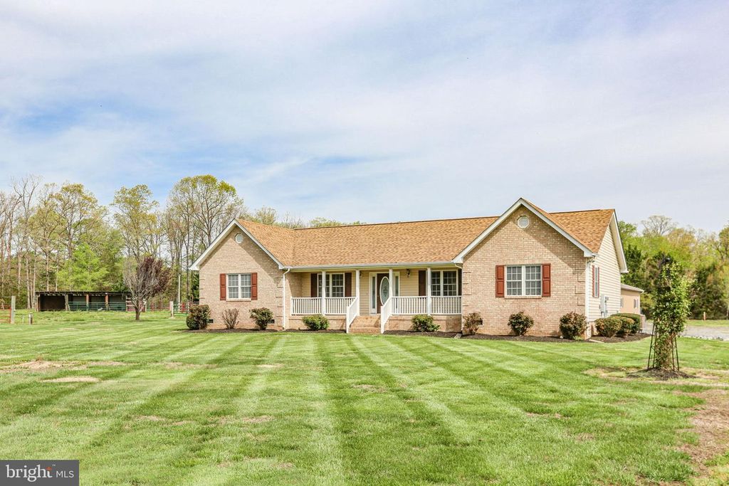14671 DEEPWOOD LN, Nokesville, VA 20181