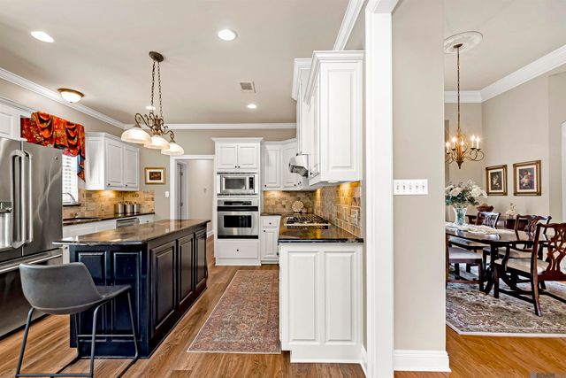 16430 Spanish Oaks Blvd, Prairieville, LA 70769