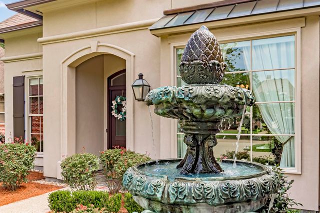 16430 Spanish Oaks Blvd, Prairieville, LA 70769