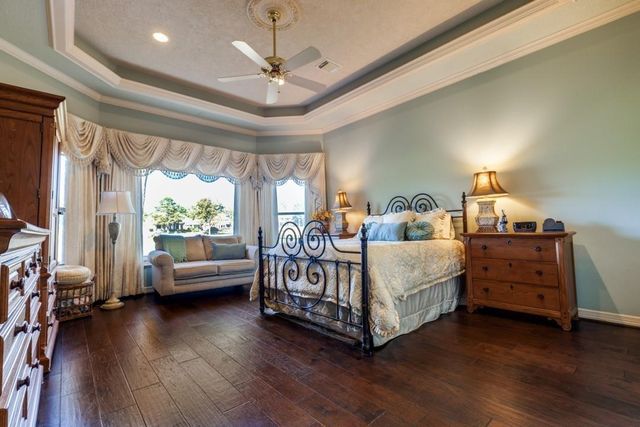 331 Wedgewood Drive, Montgomery, TX 77356