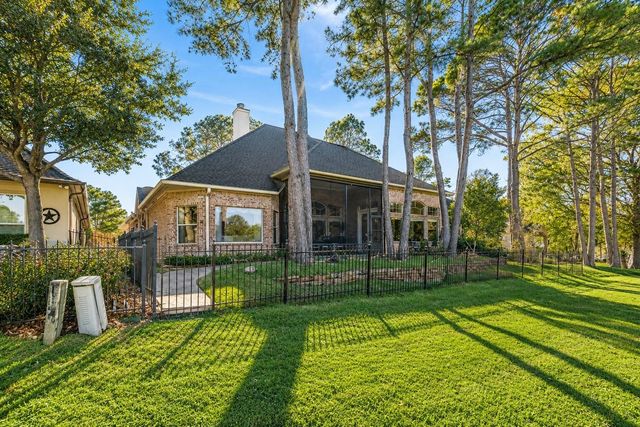 331 Wedgewood Drive, Montgomery, TX 77356