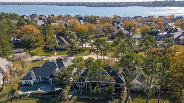 331 Wedgewood Drive, Montgomery, TX 77356