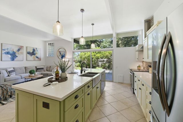 4411 Park Green Ct, Sacramento, CA 95821