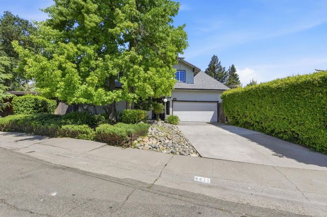 4411 Park Green Ct, Sacramento, CA 95821