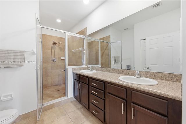 5918 Woodlands Blvd, Tamarac, FL 33319