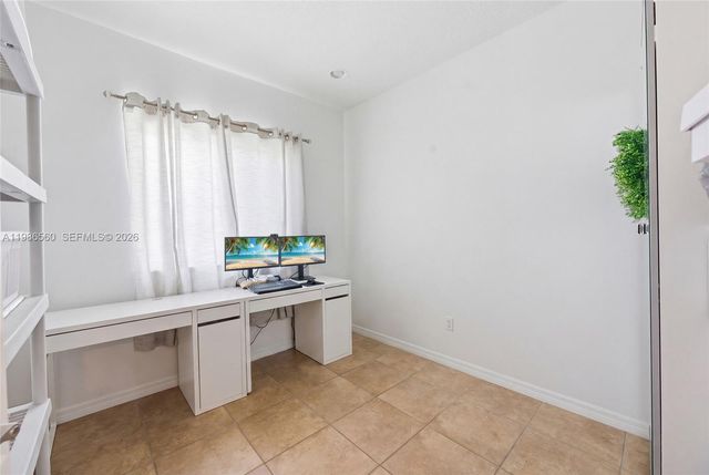 5918 Woodlands Blvd, Tamarac, FL 33319