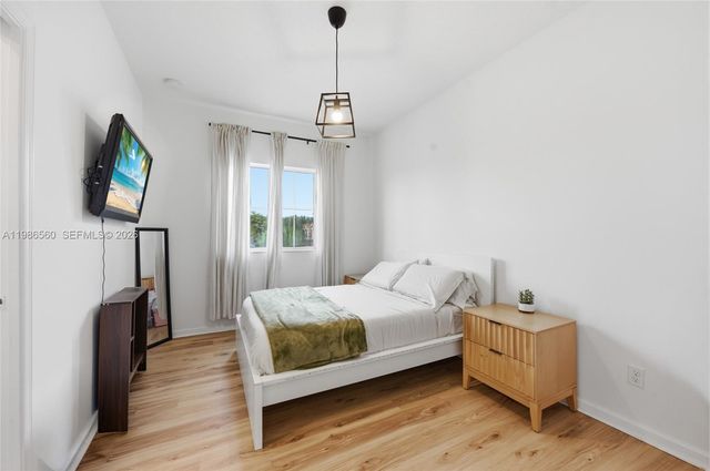 5918 Woodlands Blvd, Tamarac, FL 33319