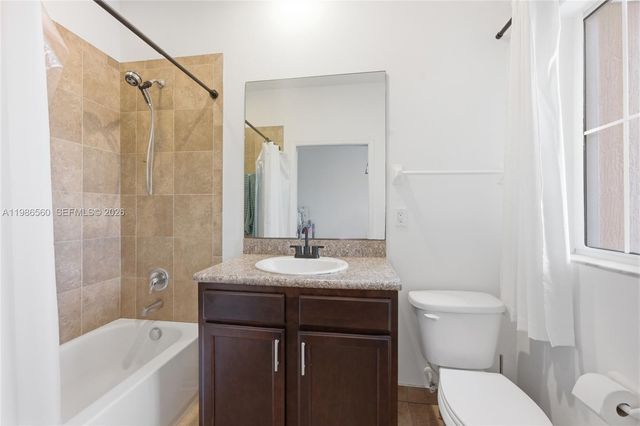 5918 Woodlands Blvd, Tamarac, FL 33319