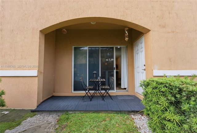 5918 Woodlands Blvd, Tamarac, FL 33319