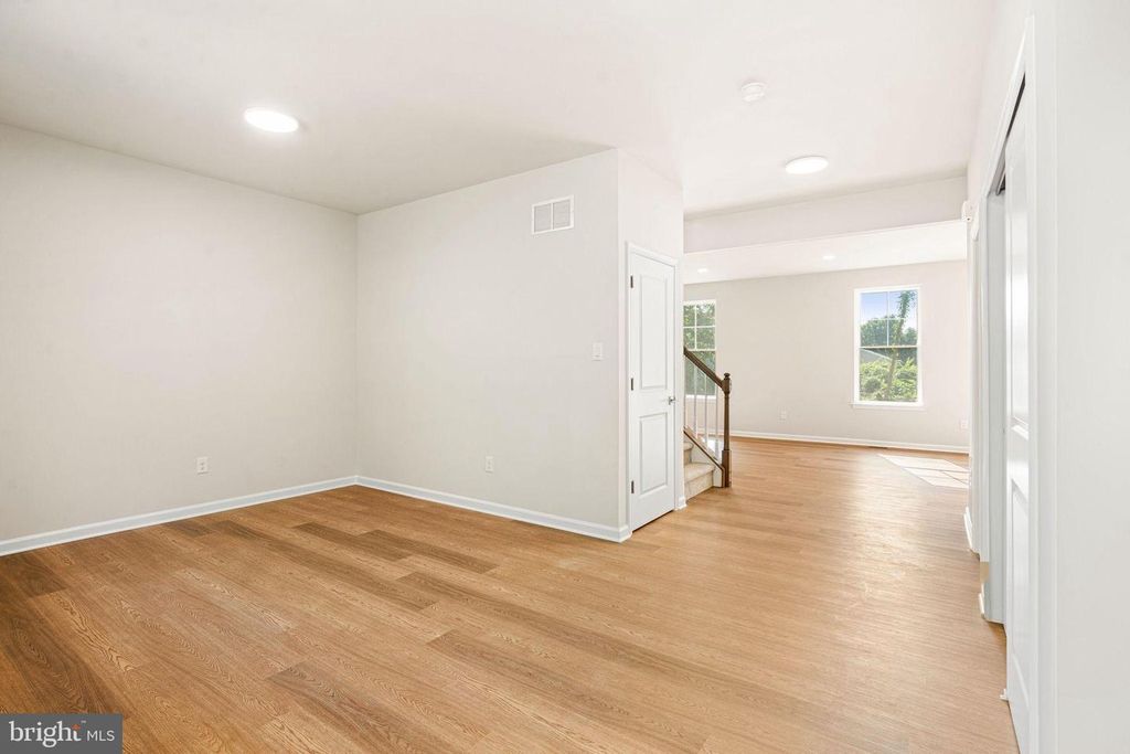 65 NICHOLAS DR, Malaga, NJ 08328