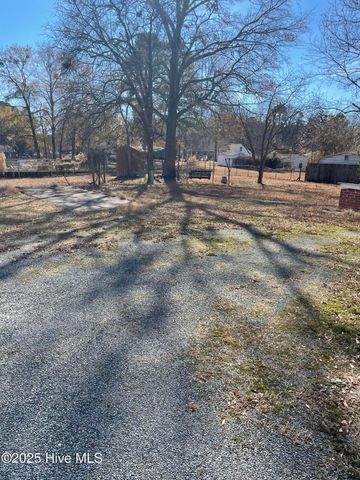 199 Hannah Pickett Avenue, Rockingham, NC 28379