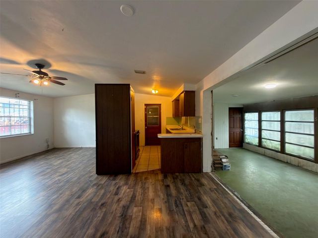 2928 BANZA STREET, Tampa, FL 33605