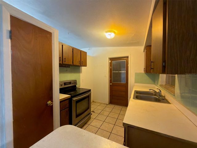 2928 BANZA STREET, Tampa, FL 33605