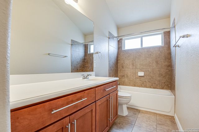 562 White Canyon, San Antonio, TX 78260
