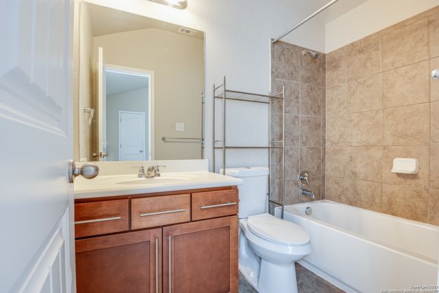 562 White Canyon, San Antonio, TX 78260