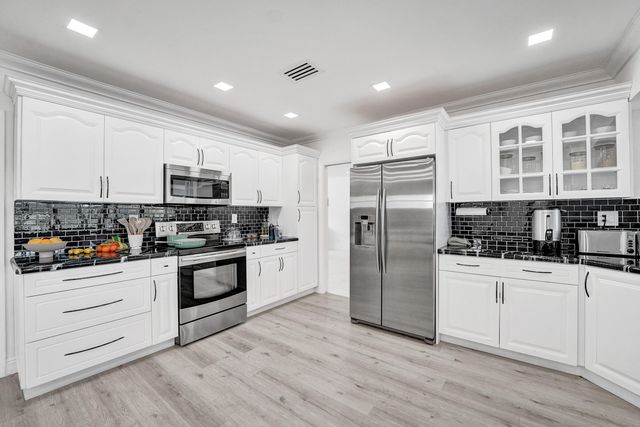 3630 N 55th Avenue, Hollywood, FL 33021