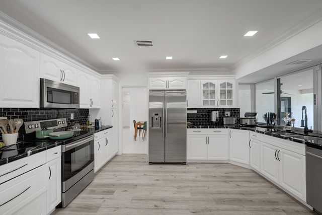 3630 N 55th Avenue, Hollywood, FL 33021