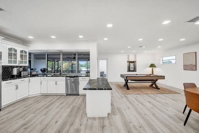 3630 N 55th Avenue, Hollywood, FL 33021