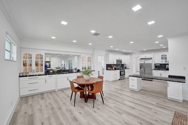 3630 N 55th Avenue, Hollywood, FL 33021
